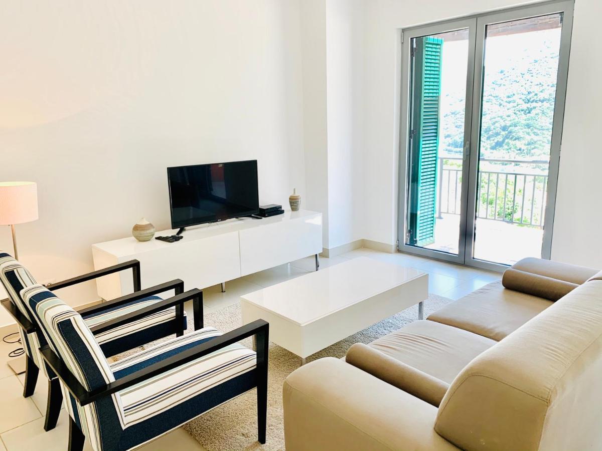 Lavender Bay Apartment C32 Donji Morinj Zewnętrze zdjęcie