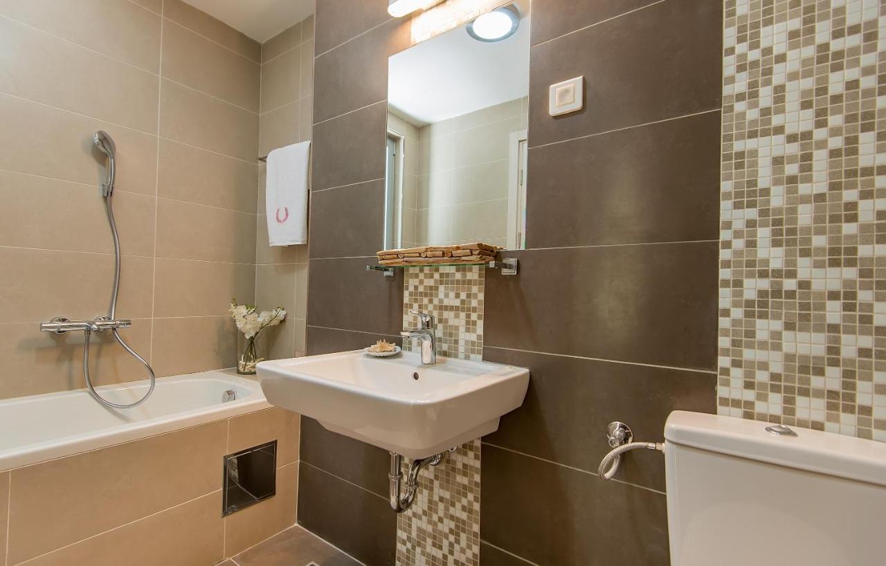 Lavender Bay Apartment C32 Donji Morinj Zewnętrze zdjęcie