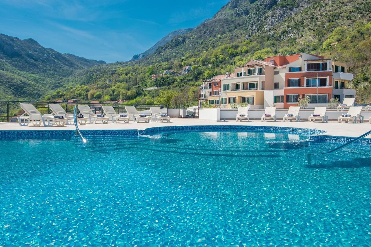 Lavender Bay Apartment C32 Donji Morinj Zewnętrze zdjęcie
